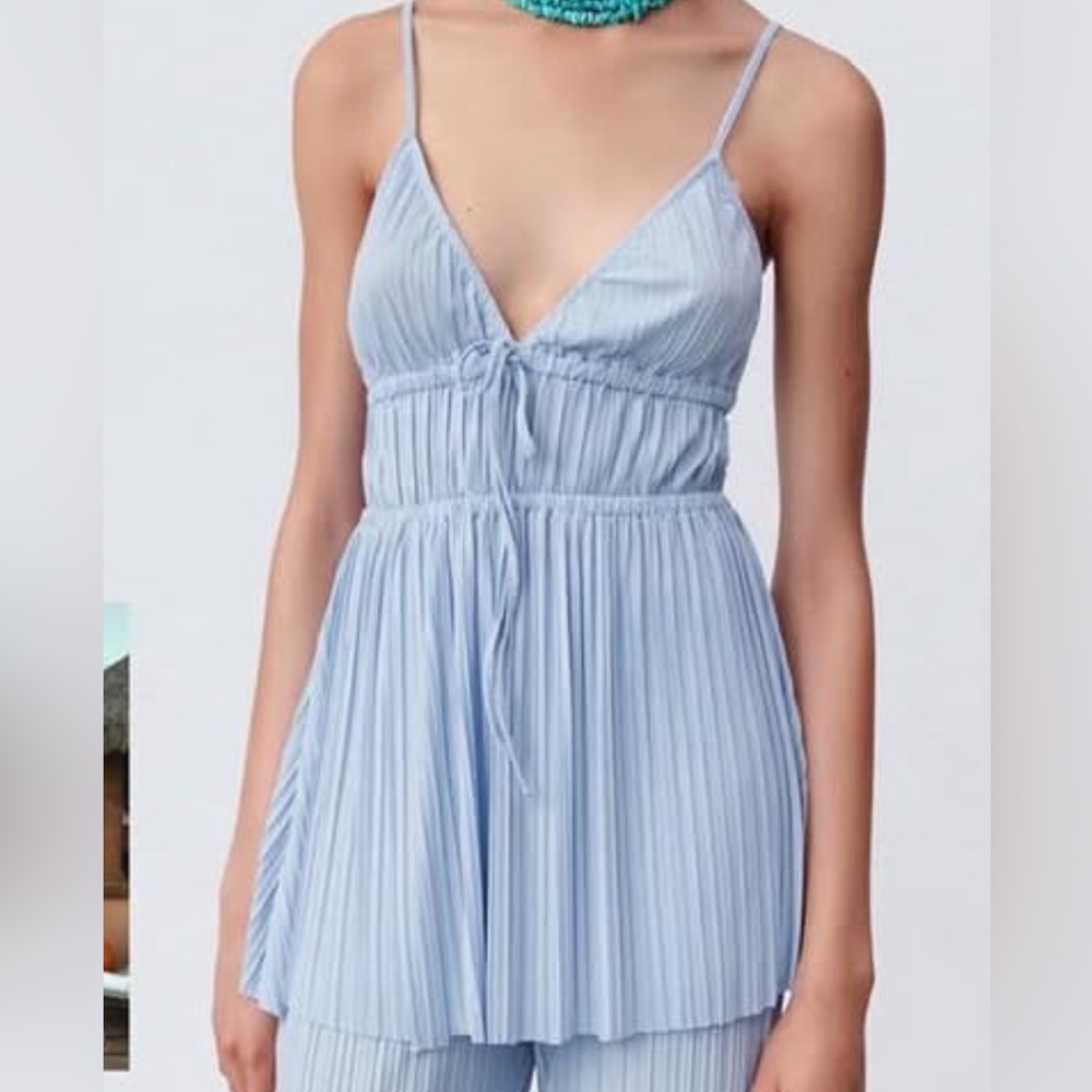 ZARA Blue PLEATED TOP - Picture 3 of 9